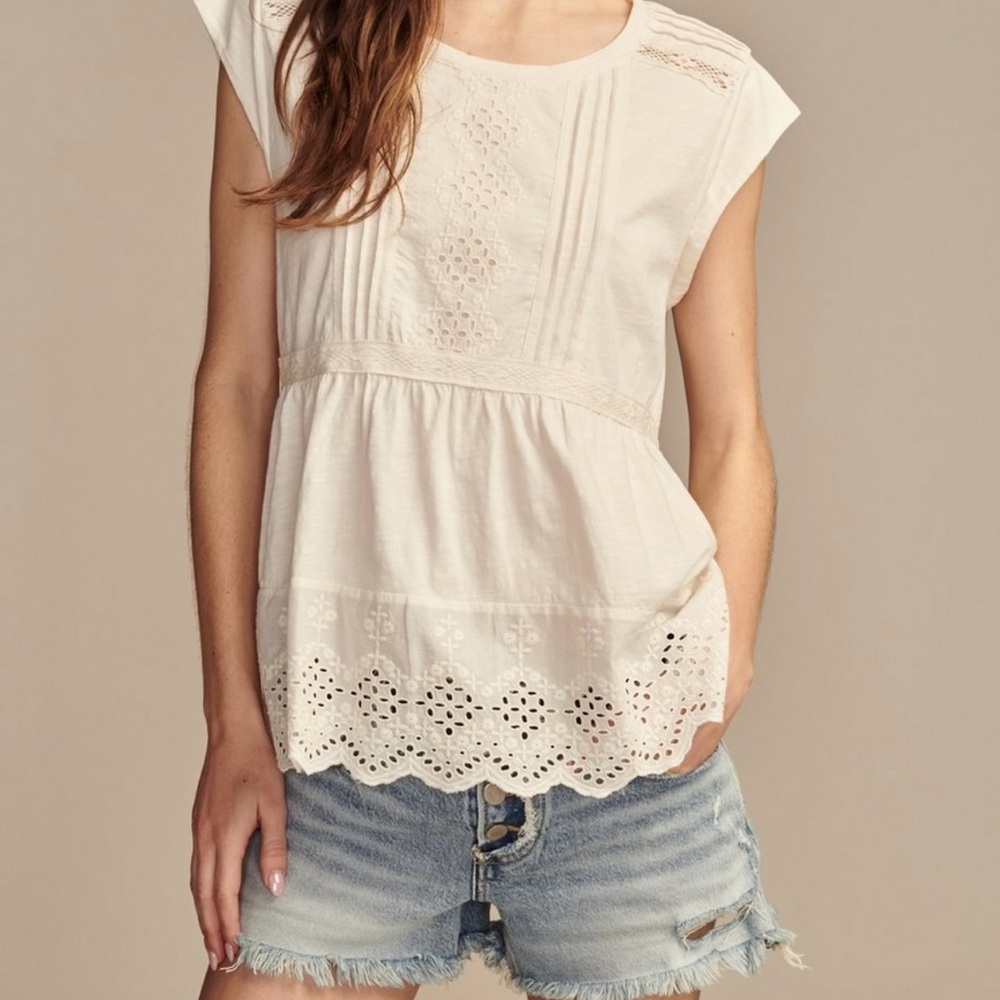 NWT Lucky Brand Women’s Embroidered Peplum Tee Whisper White size L